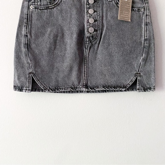 Levi's Faded Black Contemporary Midi Icon Skirt US 25 (NWT) - Picture 4 of 8